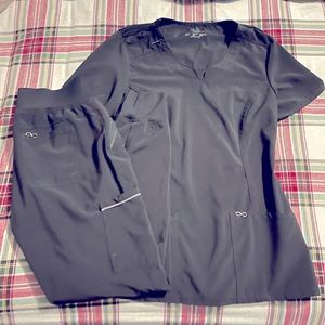 Cherokee Infinity Scrub Set